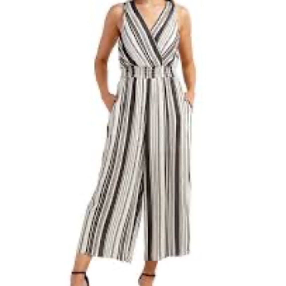 BCX Romper with pockets